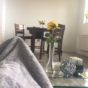 Meet your Posher, Monika